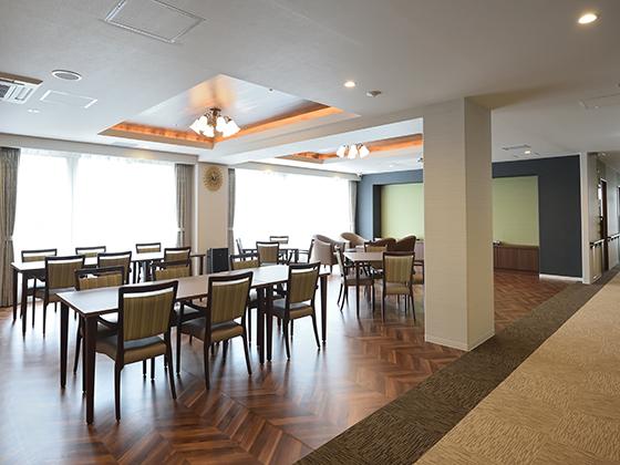 株式会社ケア21|プレザングラン 小金井（有料老人ホーム）