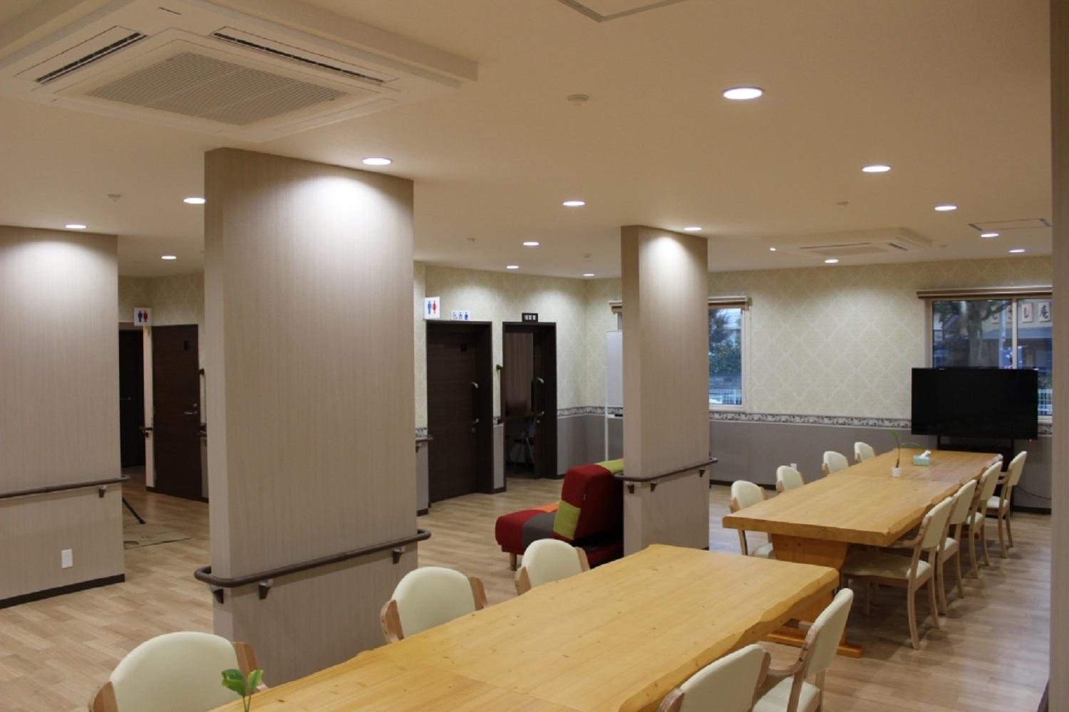 株式会社ピースファミリー|サンスマイル八王子陵南