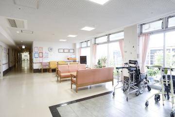 株式会社社会福祉総合研究所|ロイヤルレジデンス川島