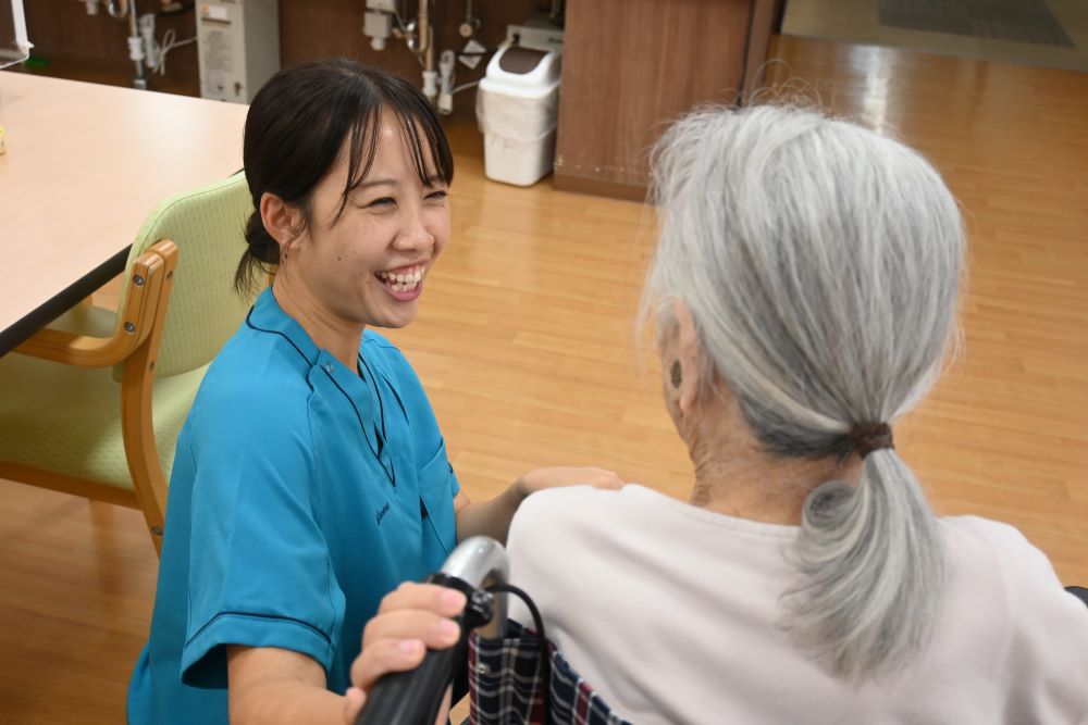 株式会社ライフケア・ビジョン|はっぴーらいふ 小野