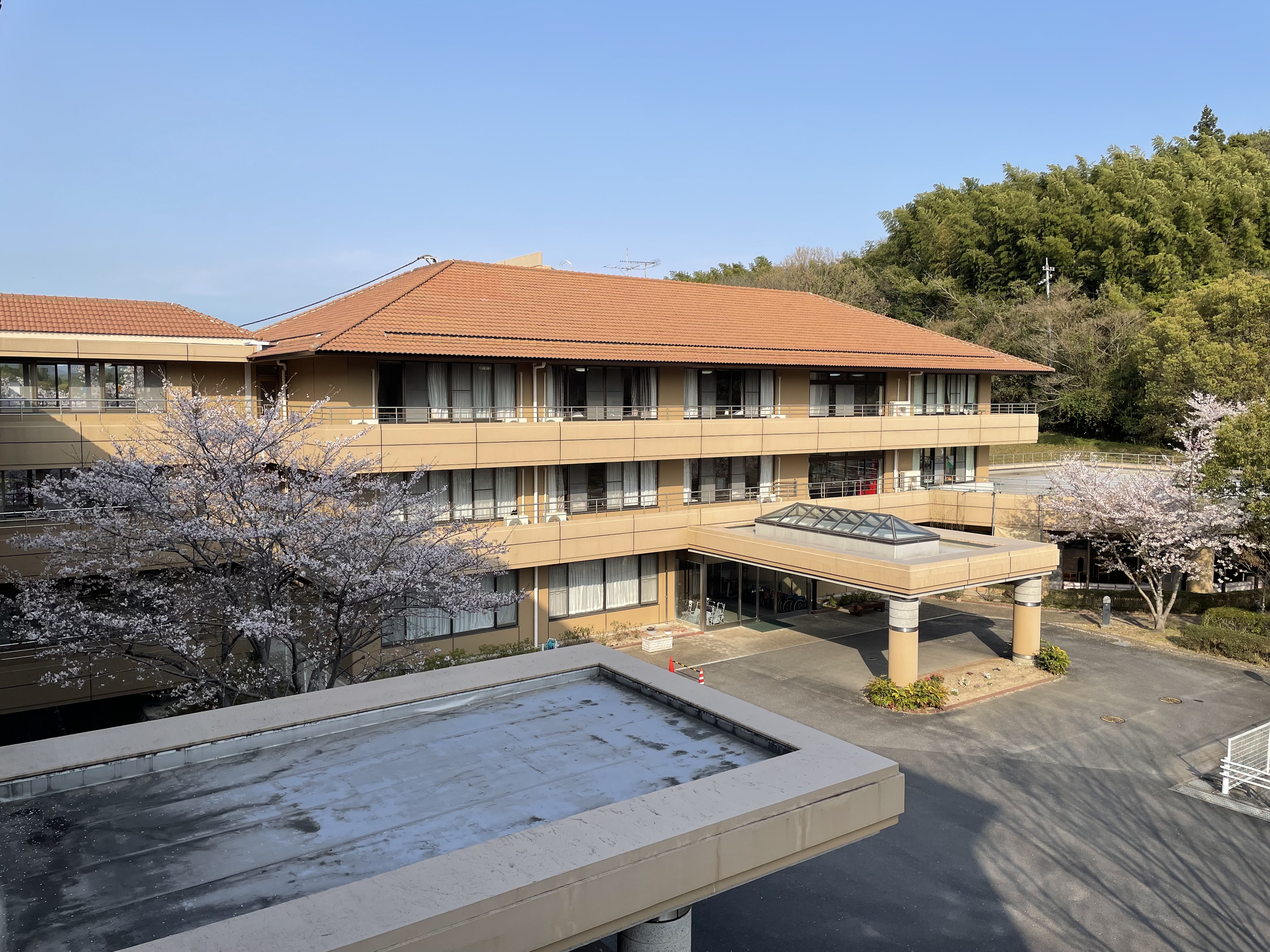 医療法人　松栄会／老人保健施設まつかぜ