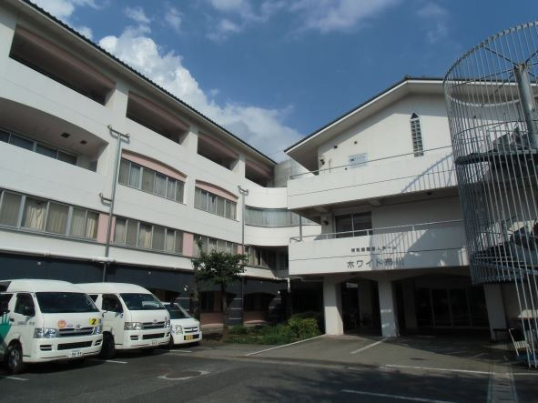 社会福祉法人市川会／特別養護老人ホームホワイト市川