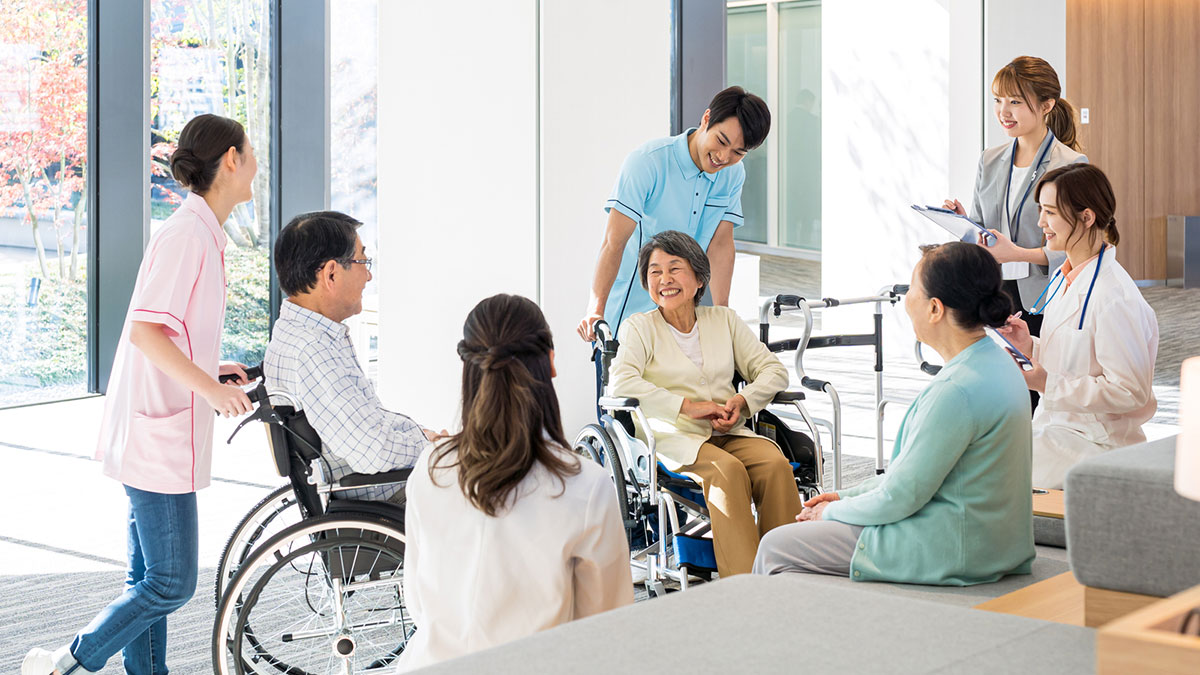 認知症介護指導者養成研修とは？研修内容や受講のメリットなどをわかりやすく解説！