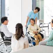 認知症介護指導者養成研修とは？研修内容や受講のメリットなどをわかりやすく解説！