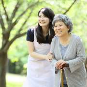 認知症ケア指導管理士とはどんな資格？受験資格やスケジュール、資格を取得するメリットなどをわかりやすく解説