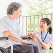 サービス管理責任者（サビ管）の更新研修とは？受講が必要な条件や対象者、注意点をチェック！