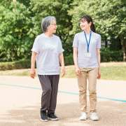 ヘルスケアプランナー検定ってどんな資格？受験資格や試験概要、介護職での活かし方を解説！